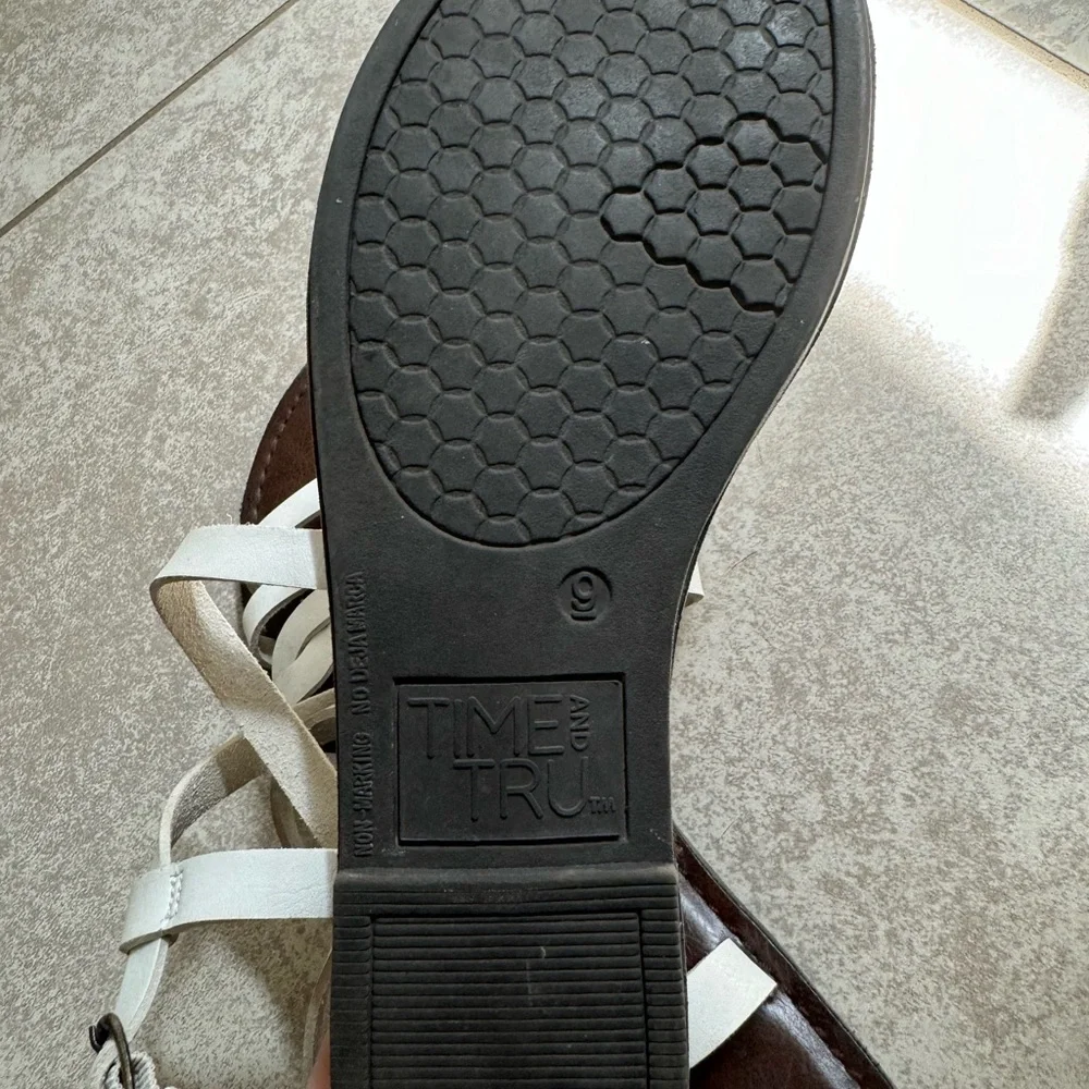 Sandals - Picture 2 of 2